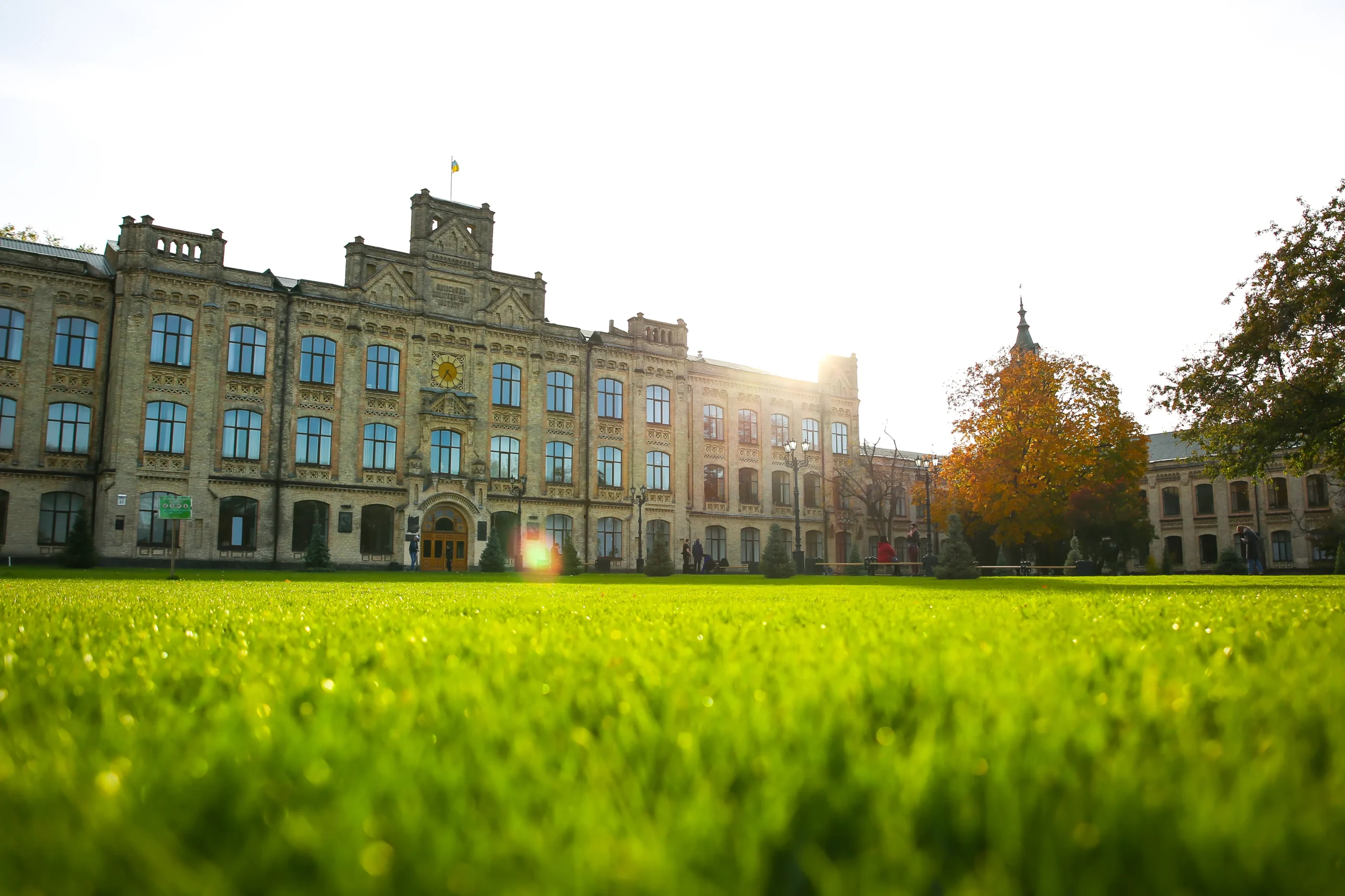 Educational & Institutional Campuses